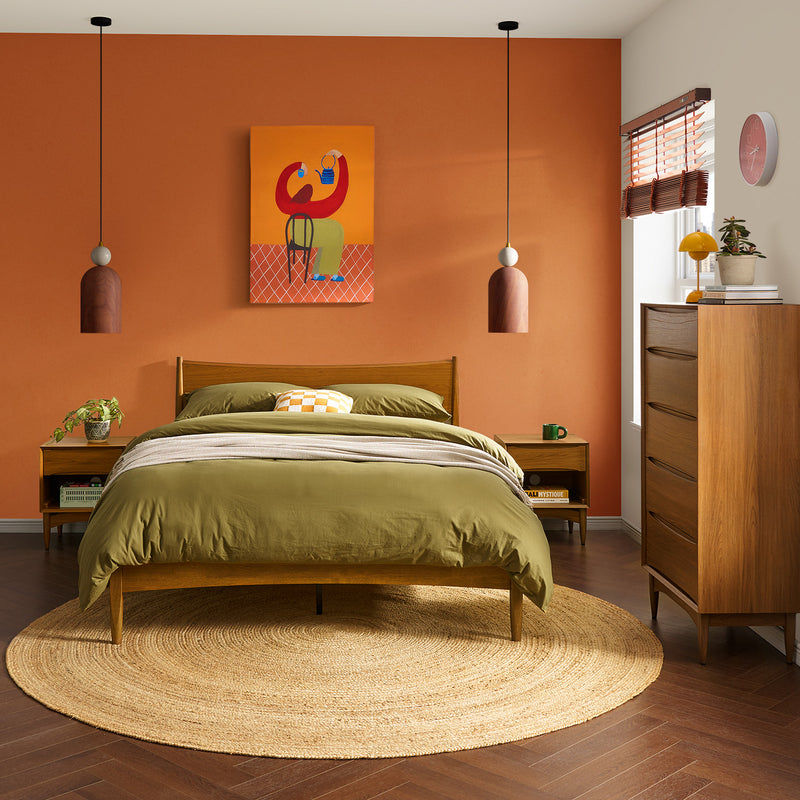 Retrovie Mid-Century Modern Queen Bed