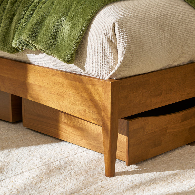 Retrovie 3-Piece Queen Bedroom Set